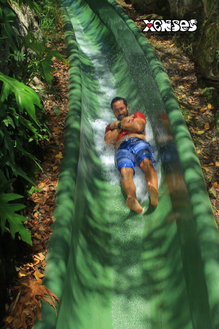 Xenses park, water slide